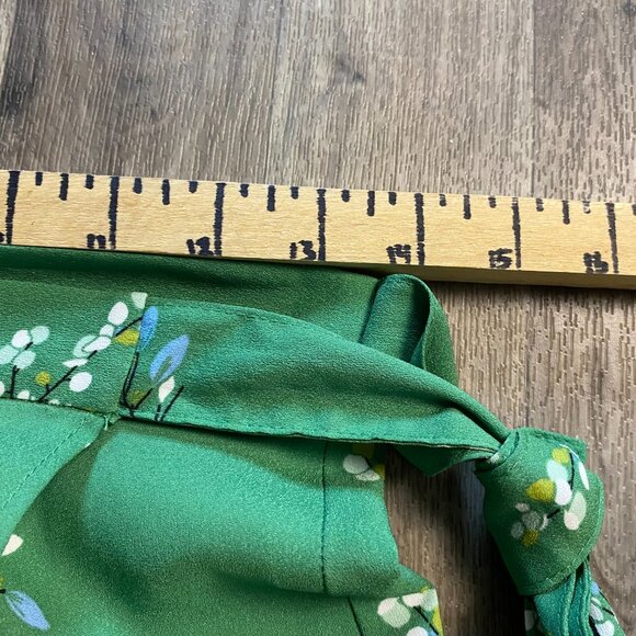 Loft Green Floral Wrap Skirt Size 0 - Picture 6 of 7